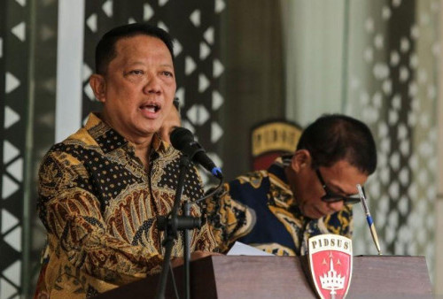 Mantan Jampidsus Jadi Tersangka, Polisi Bongkar Brankas 74 Kg Emas dan Rp476 Miliar