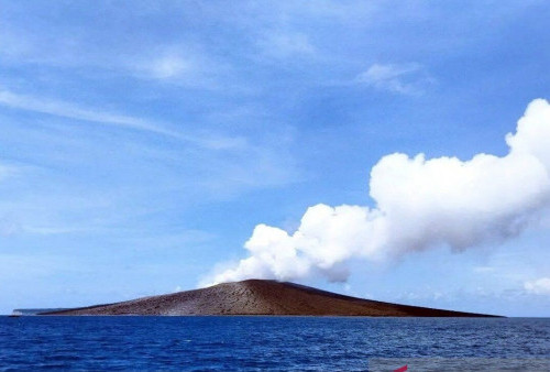 Anak Krakatau Belum Jinak, 14 Kali Meletus Usai Erupsi 25 Jam, Warga Diminta Jangan Sok Nekat