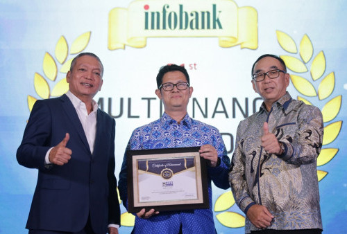 Summit Oto Finance Raih Penghargaan Infobank Multifinance Award 2025