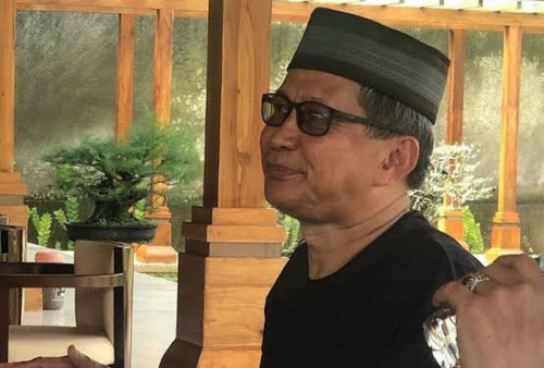 Rocky Gerung Kena Ledek Menkeu Purbaya: Belajar Ekonomi Lagi Pak!