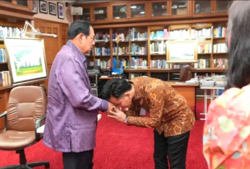 Gibran Nyekar ke Rumah SBY, Jokowi: Jangan Bayangin Anak Saya Masih Minta Restu