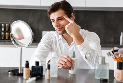 10 Skincare Pria Terbaik 2025, Wajah Cerah Bebas Jerawat Tanpa Ribet