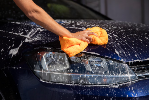 11 Alat yang Wajib Anda Punya Agar Mobil Selalu Bersih Setiap Hari