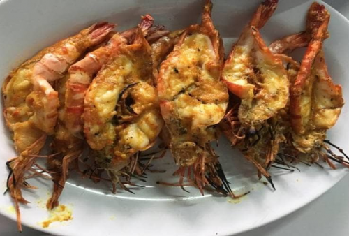 3 Tempat Makan Seafood di Muara Angke yang Masakannya Nampol Parah