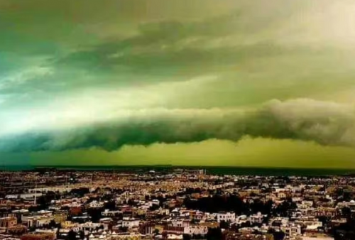 Bikin Merinding! Kemunculan Langit Hijau di Dubai Setelah Banjir Besar Melanda