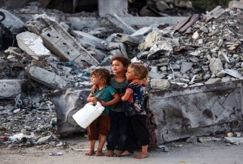 Gaza Dihantam Bom Lagi: Israel Perparah Krisis Kemanusiaan di Tengah Pergeseran Fokus