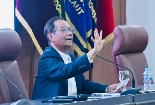 Bela Rocky Gerung, Mahfud MD: Acara TV Sekarang Bukan Debat Rasional, Tapi Tontonan Adu Urat Leher