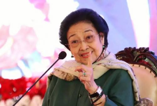 Megawati Tiba di Rumah Duka Guruh, Jenazah Bersiap Diantar ke Karet Bivak