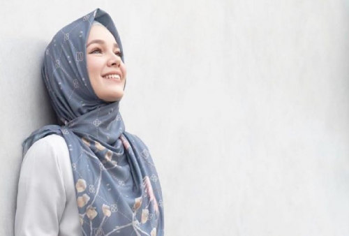 Ampuh Dah, Dewi Sandra Jadi 'Korban' Salah Sasaran Netizen: 'Suami Kau Maling!'