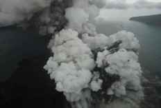 Banten Masih Waspada Abu Anak Krakatau, ke Arah Mana Angin Bawa Debunya?