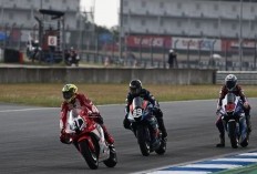 CBR250RR Sukses Raih Double Winner, Astra Honda Boyong 5 Podium di ARRC Buriram