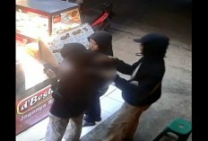 Viral Begal Ancam Wanita Saat Beli Ayam Goreng, Korban Ditodong Celurit