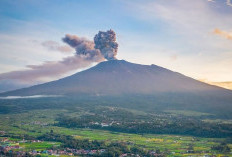 Gunung Marapi Meletus, Masyarakat Diimbau Waspadai Lahar dan Hujan Abu
