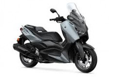 Yamaha XMAX 300 Terbaru Resmi Jadi Skutik Premium Idaman, Desain Mewah, Fitur Canggih, Siap Harian hingga Touring